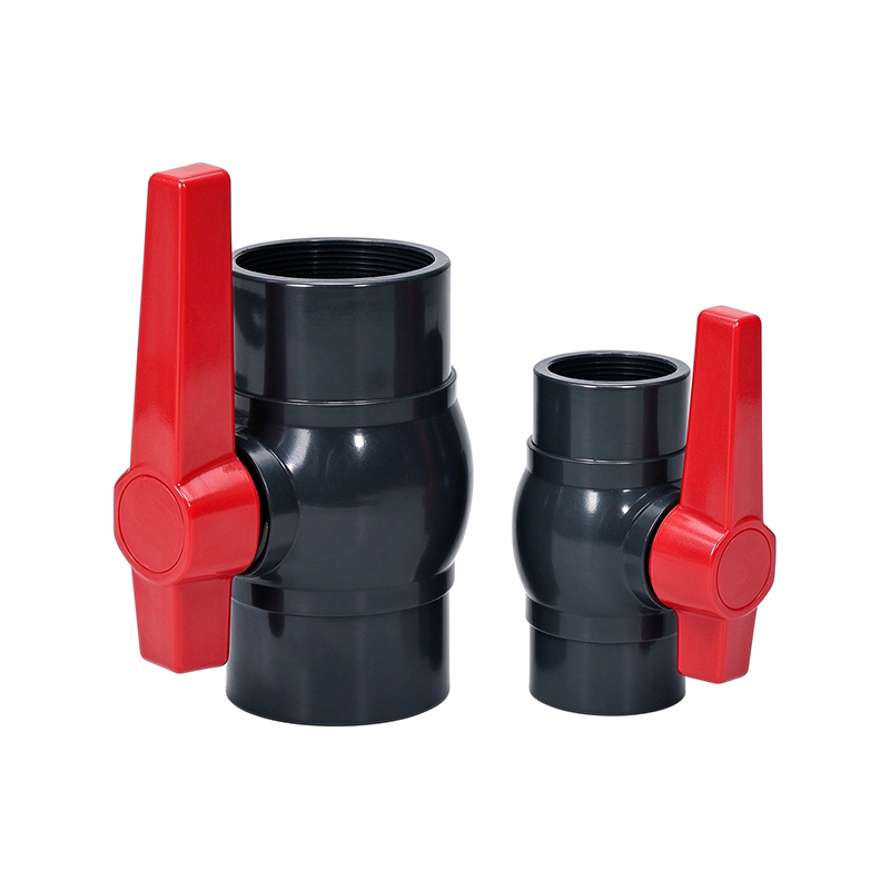 صمامات كروية بسيطة من مادة UPVC